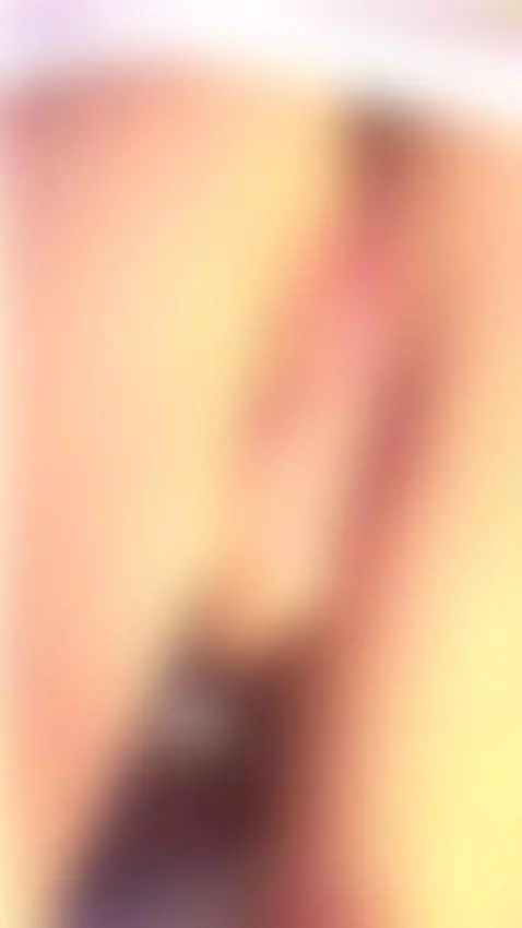 👇🏼😈 I have a gift for your by ariigomez