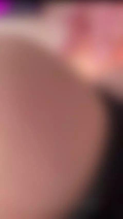 👇🏼😈 I have a gift for your by ariigomez