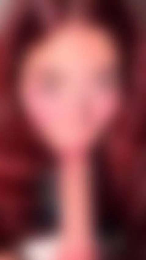 👇🏼😈 I have a gift for your by ariigomez