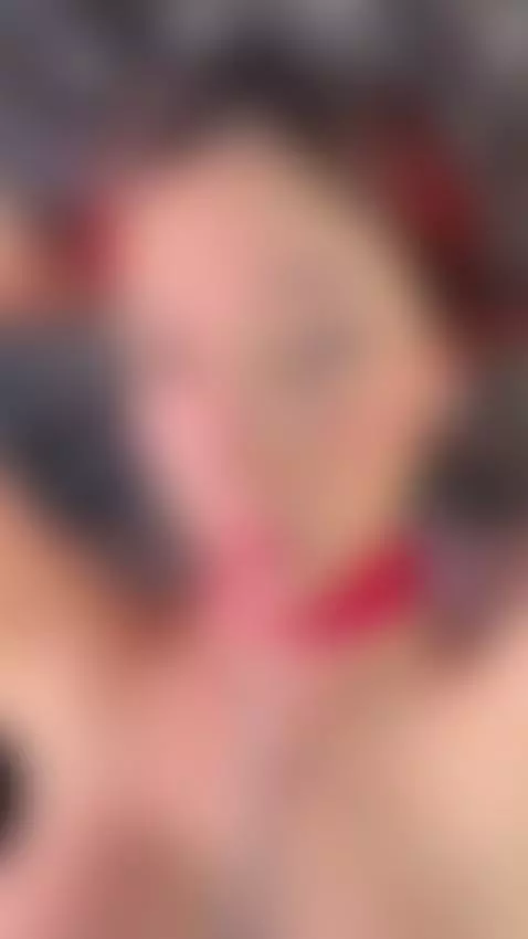 👇🏻💗  i have a gift for you by ariigomez