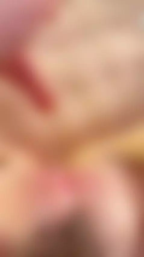 👇🏻💗  i have a gift for you by ariigomez