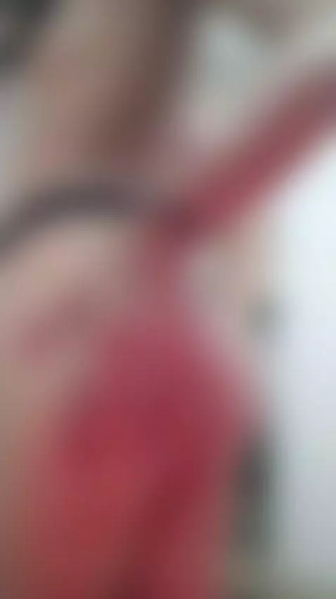 If you look too hard, you won't be able to resist. by tifanyjohnson