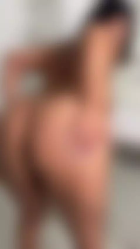 I am the hottest Latina by melanniepalmer