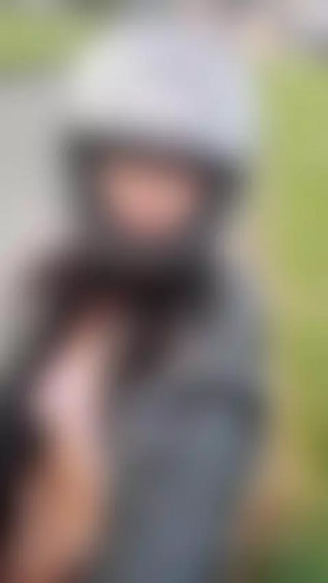 Showing my body on the mote by emilybrookens