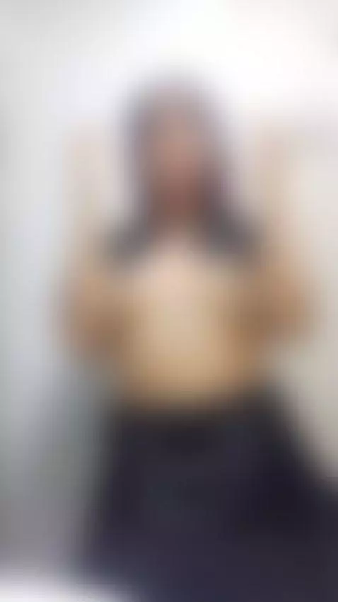 I was making a hot video call, I'll leave you a little part by emilybrookens