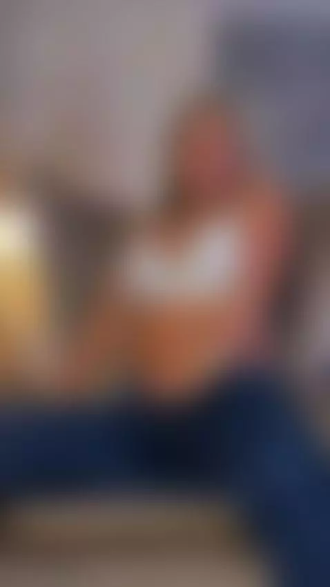 Elegance above… temptation below by liianna