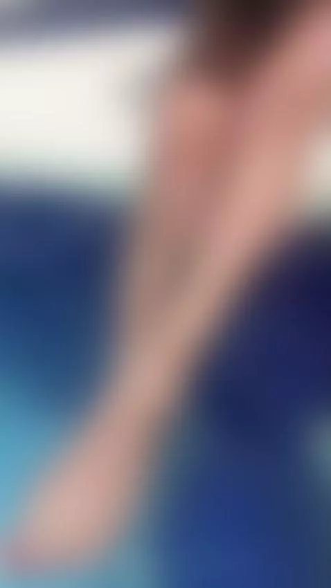 Look at enjoy me sexy feet by liianna