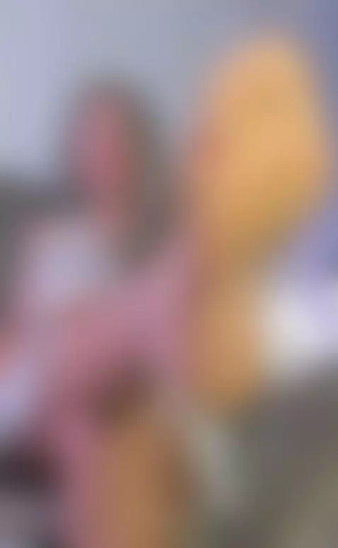https://www.camsoda.com/liianna?id=liianna  light massages by liianna