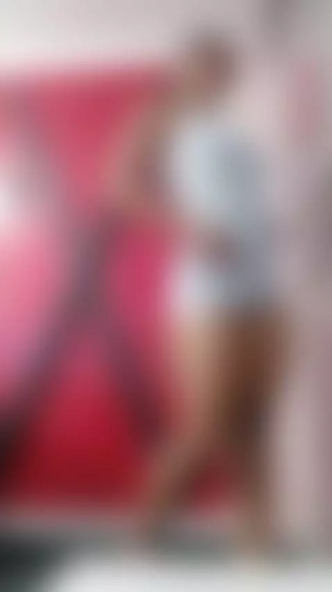 Do you like good legs? 🥵🤤 by sara-tompsonn