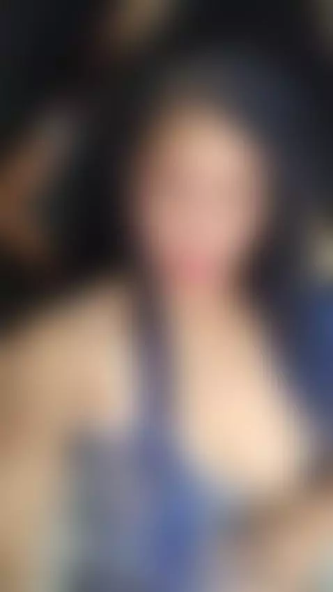 Desire begins with a look💦 by sara-tompsonn