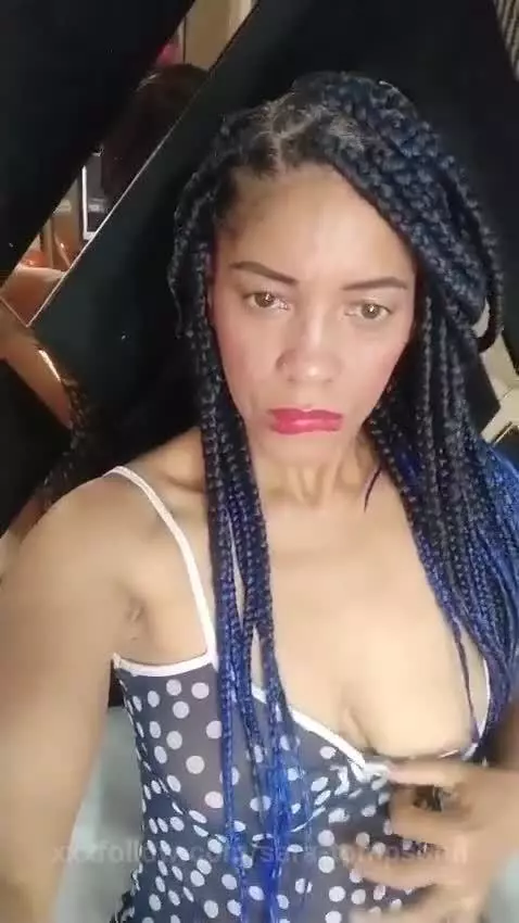 Desire begins with a look🔥 by sara-tompsonn