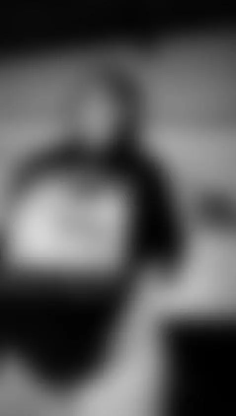 teases you by onlybluex