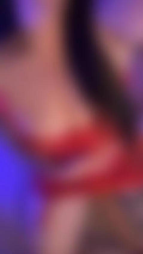 DM me keyword "gifs" on OF for a free dick rating 😏📩 by vilgelminaa