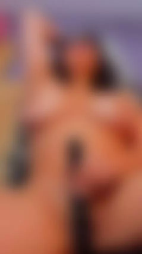 That vibrates! by nicollefaith