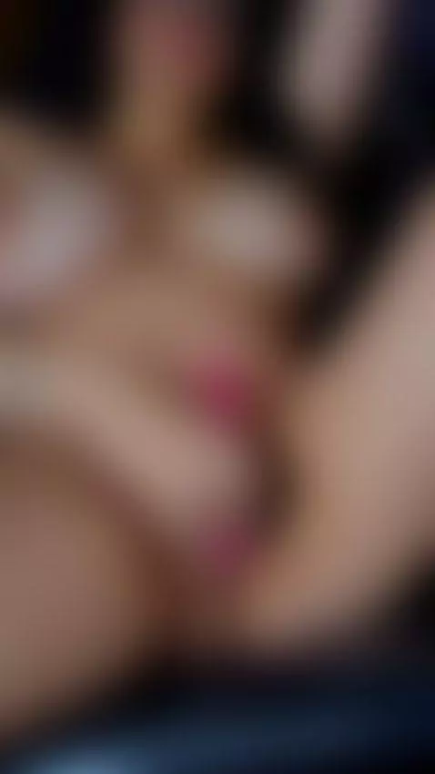 Rubbing my pussy while vibrating!🔥 by nicollefaith