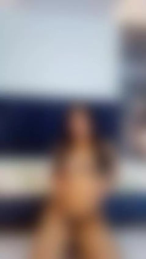 Every curve of mine is for you to come and explore...😋 by alexaa-angell