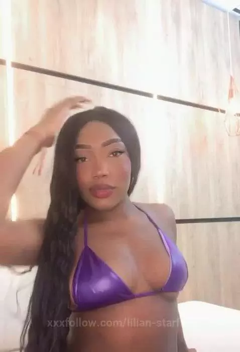 My room is open😝 by lilian-starfire