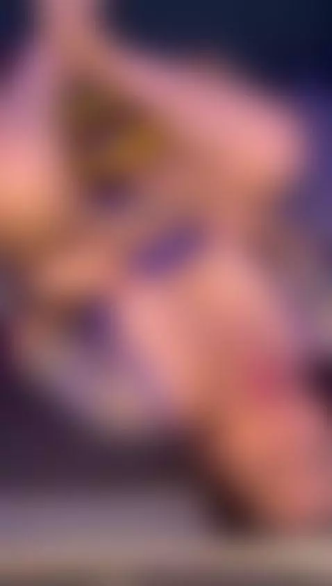 hot by wandagirasol1