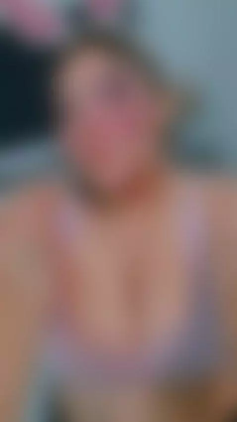 Now I'm online, enjoy Halloween with me. by rachel-more