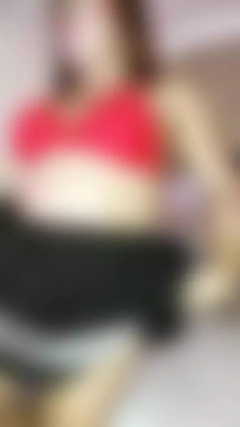 When you are close, even the air becomes heavier. by kimcossey