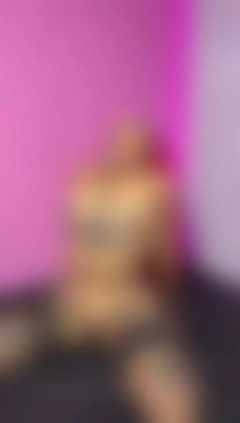 Dominante by tinyrivera