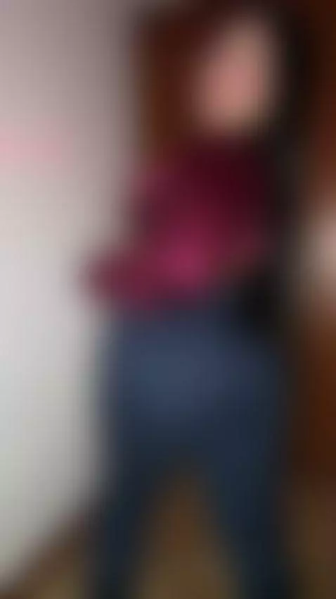 Follow me on this link   For the first 10 I have a gift for ... by marceben