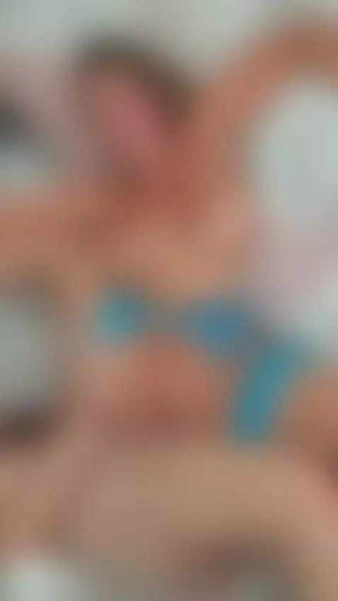 Perfect Bouncing Tits on this Britsh MILF by b1gtheo