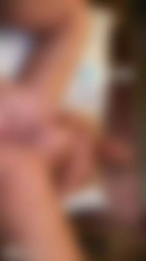 close up pussy play by b1gtheo