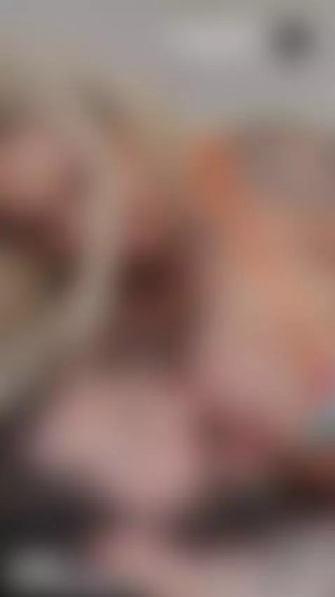 muscle girl boob sucking and playing by b1gtheo