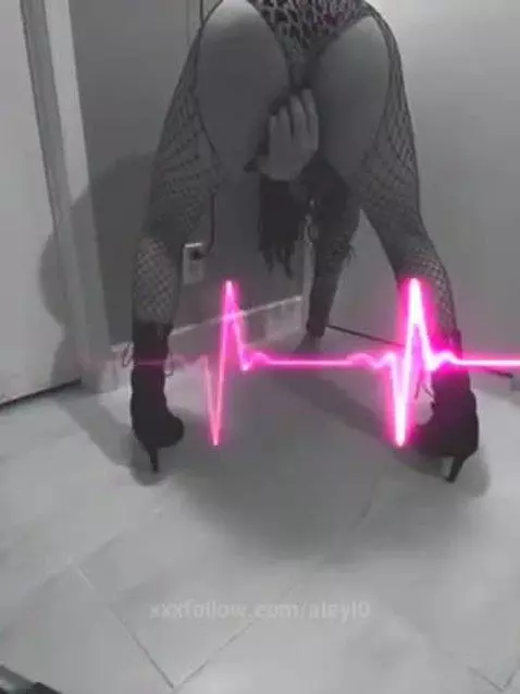 feeling horny ....... by aleyl0