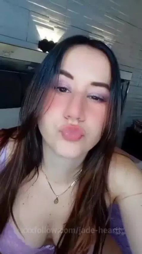 Kisses, will you come and give them to me?😍 by jade-heartt