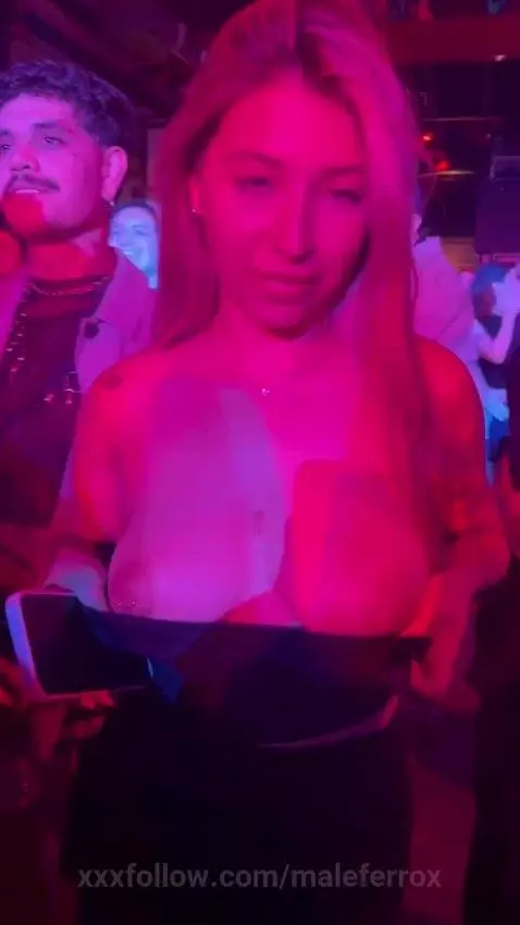 Horny 🔥🔥 by maleferrox