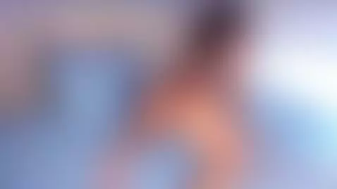 I'm already warming up... are you coming to see me live? 🔥 by greicy-afrodita