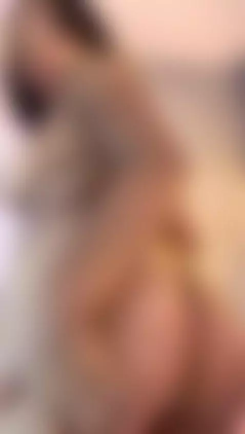 This is your sign to say hi 😌 Catch me online NOW→ Link in m... by sharlokjamess