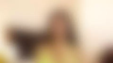 sensual and hot girl by nahomycarther