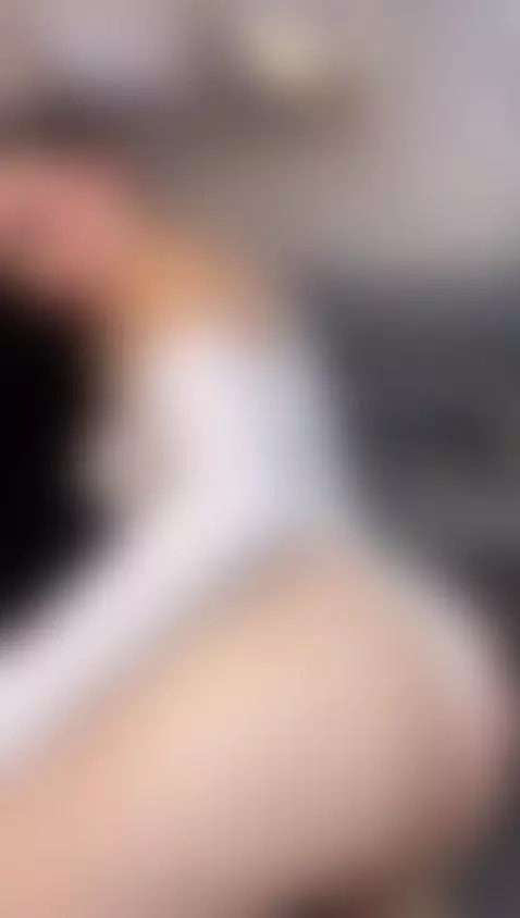 A rich Latin ass, for you! by saraacollinss