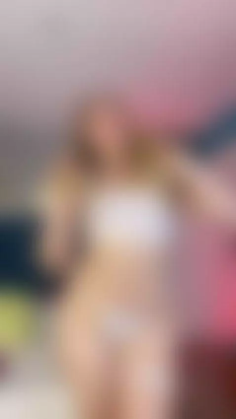 Hi honey, I want to put my big ass on you! by patylawrence