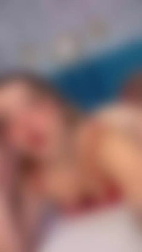 I'm already connected... and I'm not wearing anything undern... by patylawrence