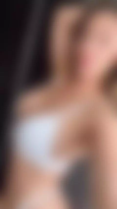 Que rico seria que pudieramos compartir, piensas lo mismo? 🔥 by milafoxx1