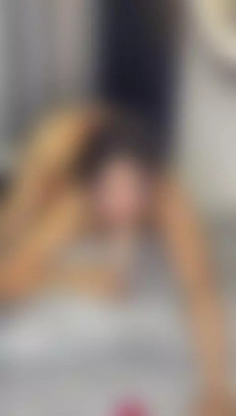 Quiero comerte la polla, que rico 🔥 by maddie-09