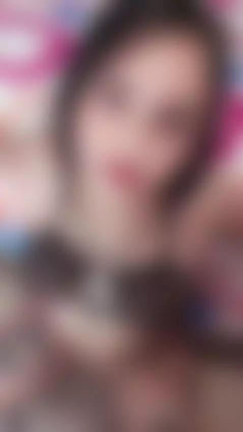 Let my sensuality envelop you by roxanecarterr