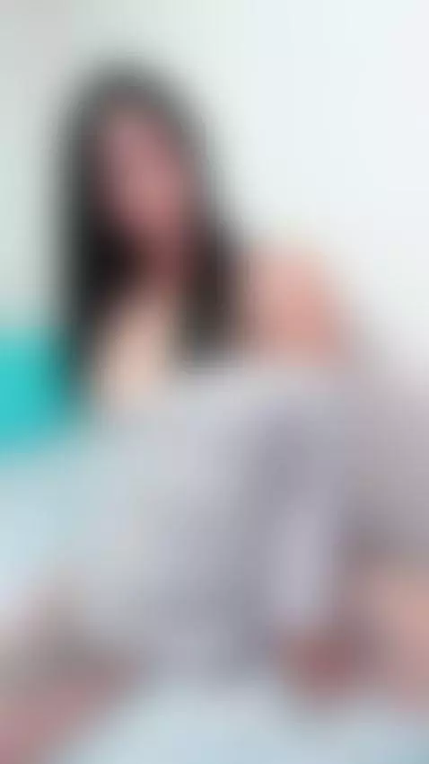 I am here, totally ready by roxanecarterr