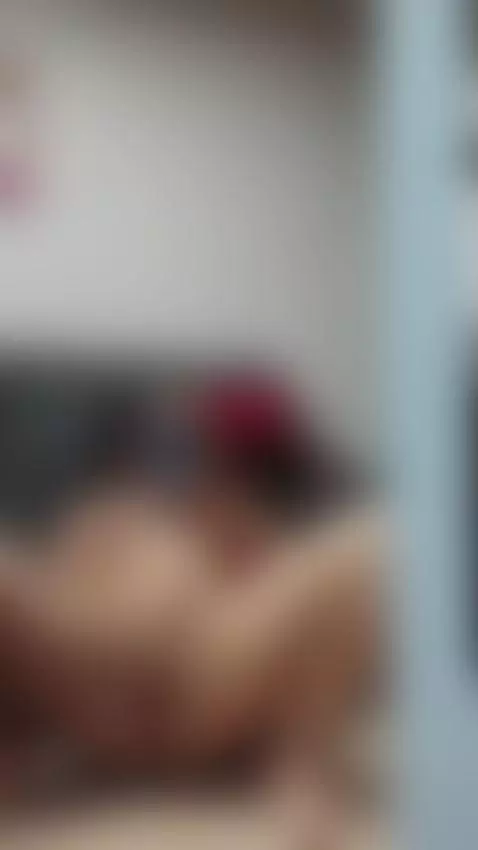 My fingers explore where there are more pleasure by roxanecarterr