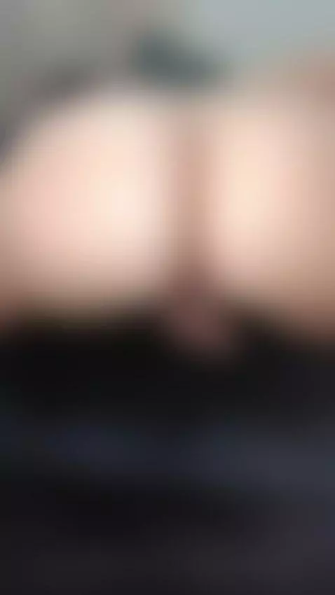 My pussy is wet and ready... Come and taste it? by roxanecarterr