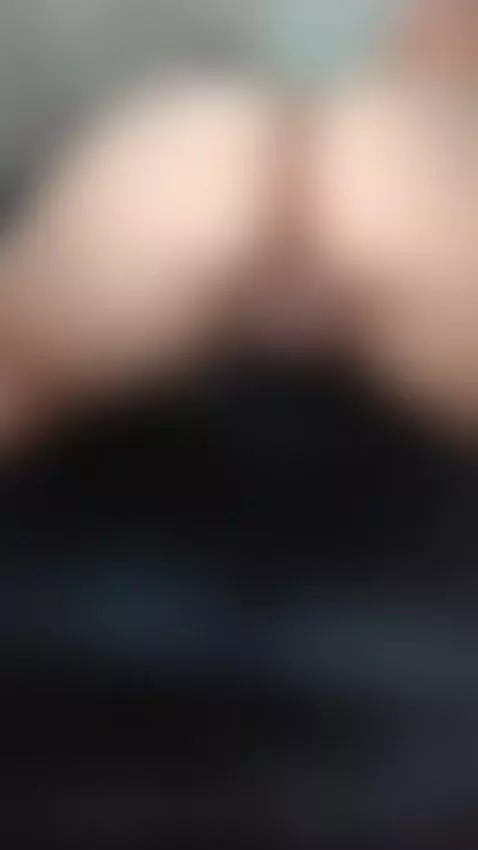 Bigger, sexier, more sexy, more irresistible... by roxanecarterr