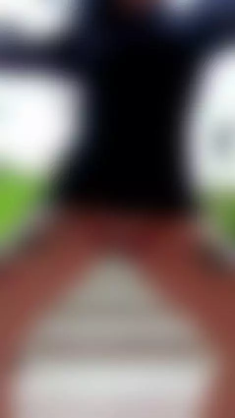 I want to bounce on your cock ... In public by roxanecarterr