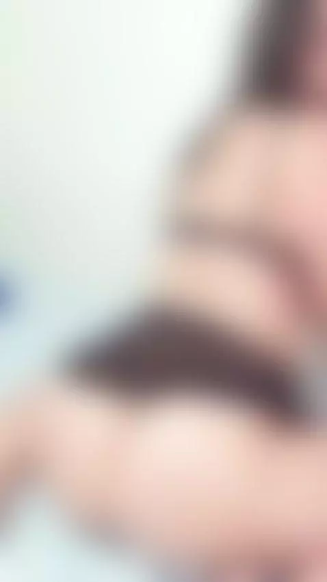 My hips do not lie .. by roxanecarterr