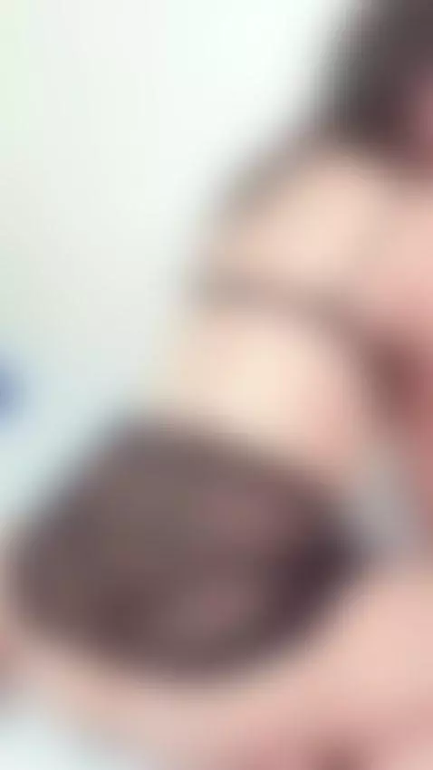 You see it, right? by roxanecarterr