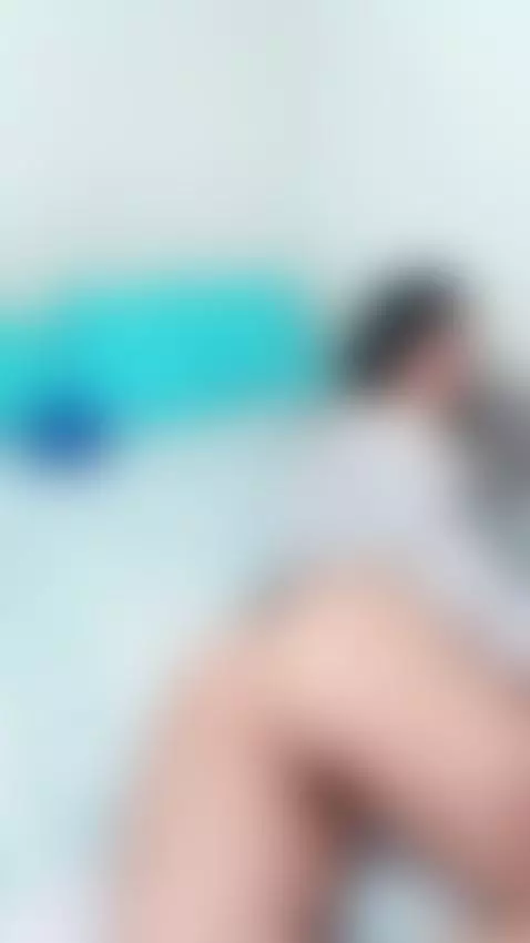 I'm going to move my ass so slow and provocative by roxanecarterr