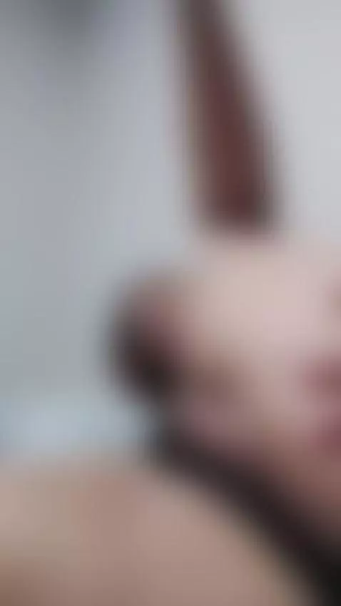 My fingers explore what your cock wants by roxanecarterr